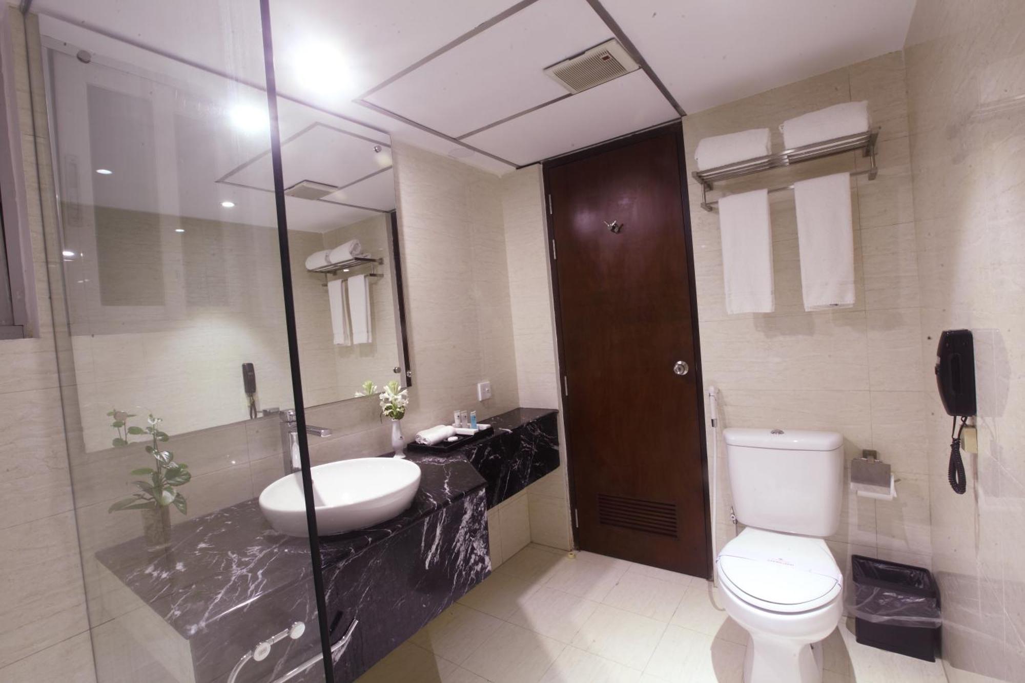 Hotel Grand Park Barishal ภายนอก รูปภาพ