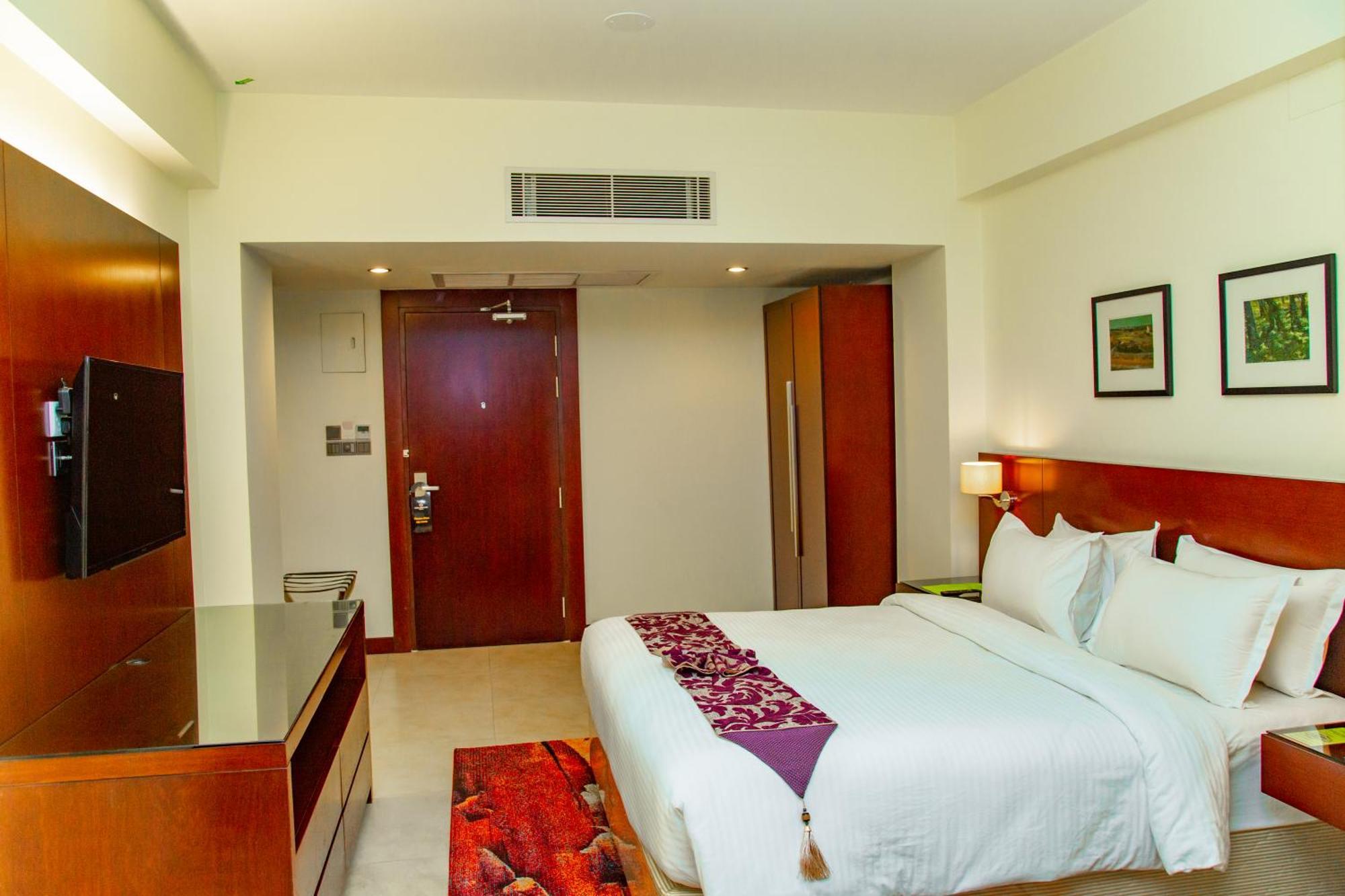 Hotel Grand Park Barishal ภายนอก รูปภาพ