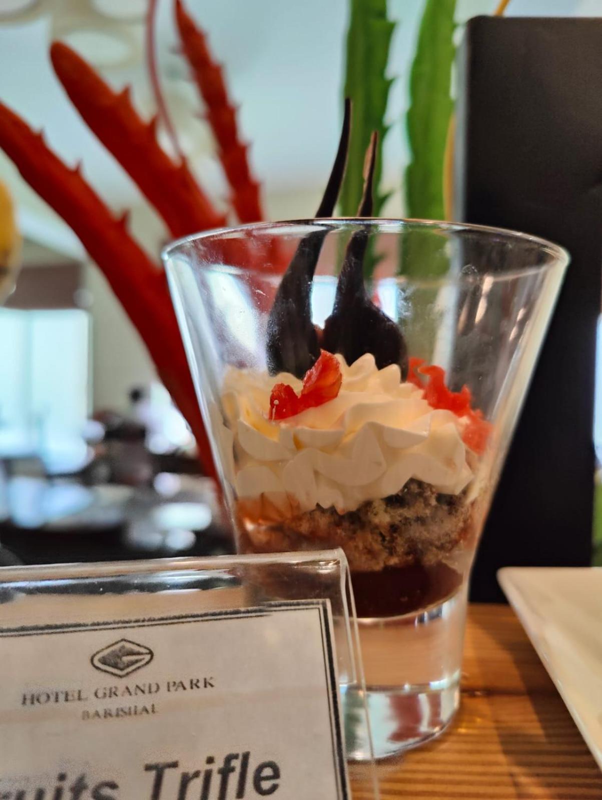 Hotel Grand Park Barishal ภายนอก รูปภาพ