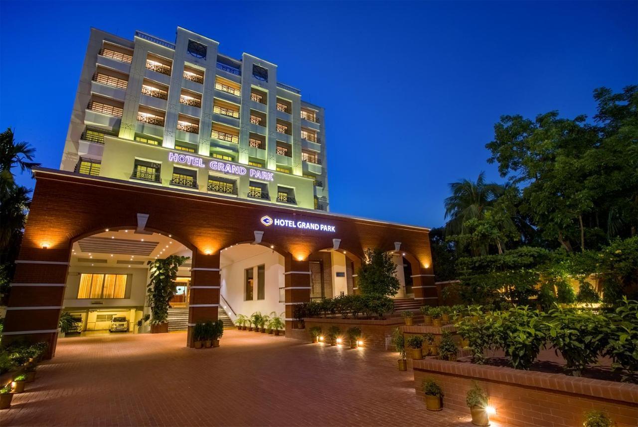 Hotel Grand Park Barishal ภายนอก รูปภาพ